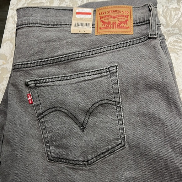 Levi’s Ribcage Straight Ankle Jeans Size 22W - Picture 4 of 6